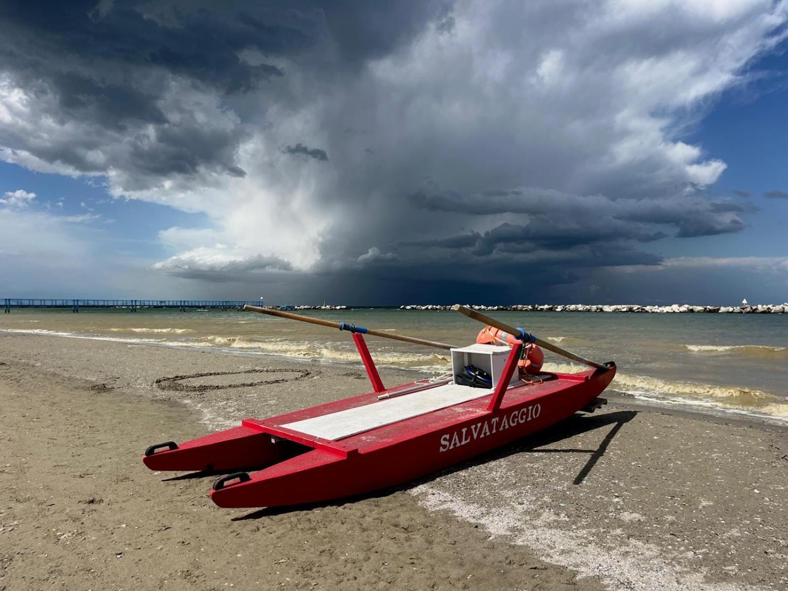 Hotel Locanda Delle Dune Bellaria-Igea Marina Bagian luar foto